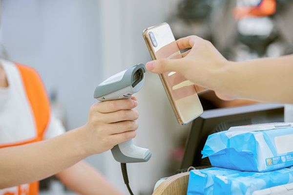 品牌個(gè)性化：打造獨(dú)特的品牌個(gè)性，吸引目標(biāo)受眾