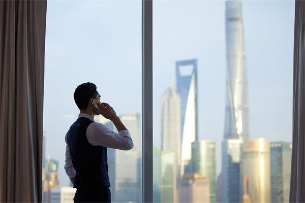 領(lǐng)導(dǎo)智慧：培養(yǎng)卓越領(lǐng)導(dǎo)者，引領(lǐng)企業(yè)不斷前行