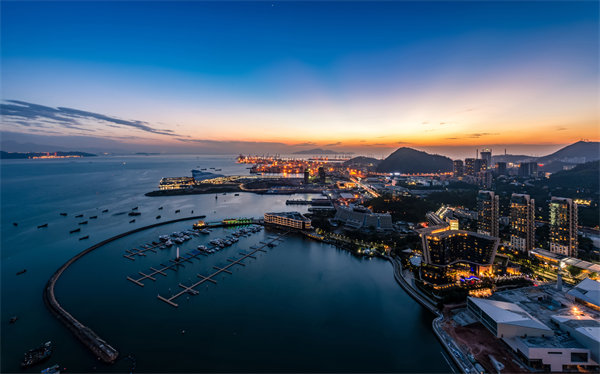 深圳管理咨詢精準(zhǔn)定位企業(yè)痛點(diǎn)，實(shí)現(xiàn)高效轉(zhuǎn)型！