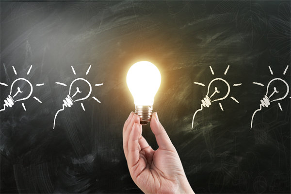 經濟全球化，如何調整年度經營計劃適應國際市場變化？