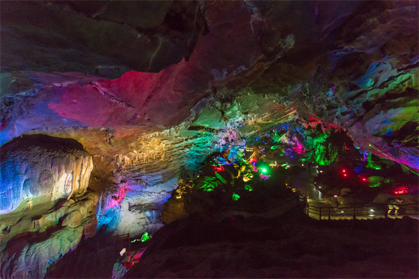 企業如何選擇適合自己的清遠管理咨詢公司突破發展瓶頸？