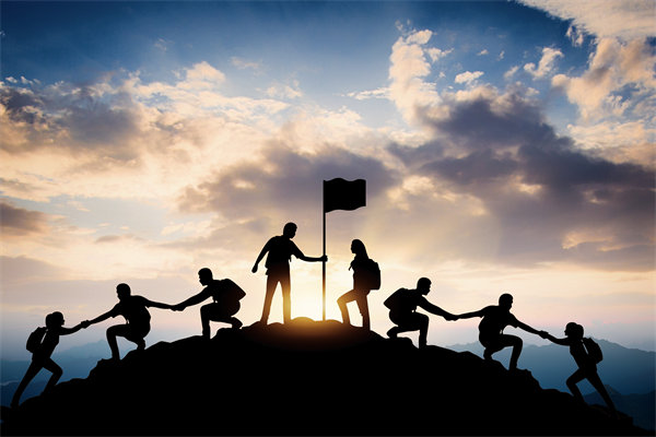 如何有效實施員工培訓計劃，提升團隊整體能力？