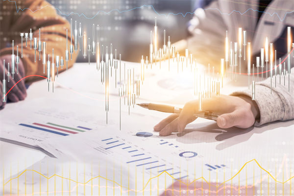 風(fēng)險(xiǎn)與機(jī)遇并存：年度經(jīng)營(yíng)計(jì)劃中的應(yīng)對(duì)策略是什么？