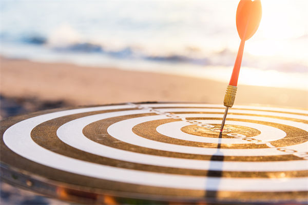 面對復雜市場環境，管理咨詢如何輔助精準定位市場？