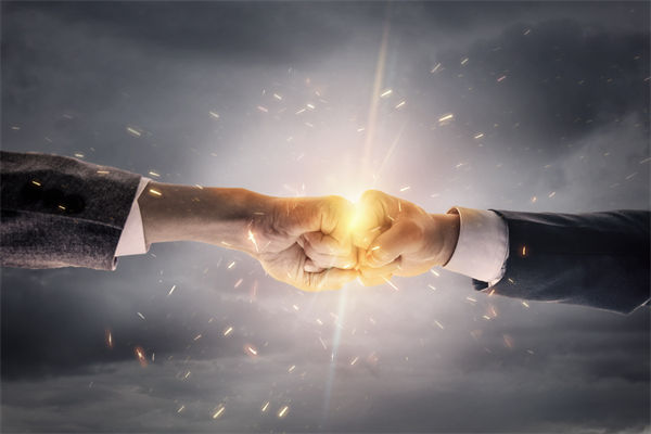 競爭對手策略多變，企業(yè)戰(zhàn)略管理如何調(diào)整以應(yīng)對挑戰(zhàn)？