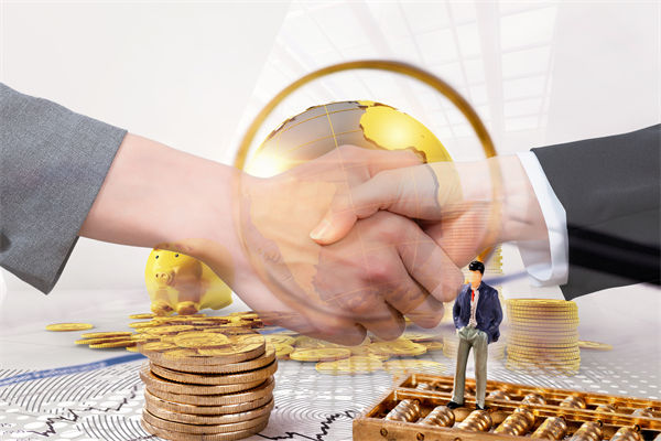 預算管理過程中，如何精準預測并控制成本支出？