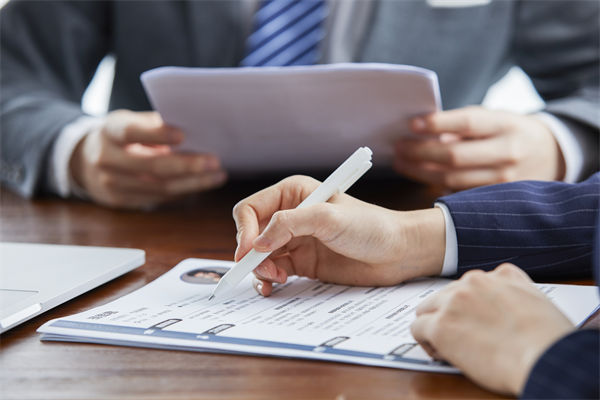 哪些行業人才火爆就業市場？人力資源管理有何啟發？