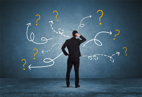 29歲男演員退圈回老家趕集擺攤，人力資源怎么看？