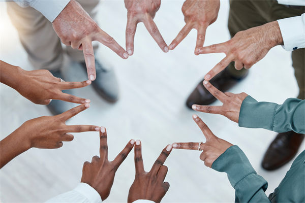 特朗普政府禁止哈佛大學(xué)招收國(guó)際生，企業(yè)文化怎么看？