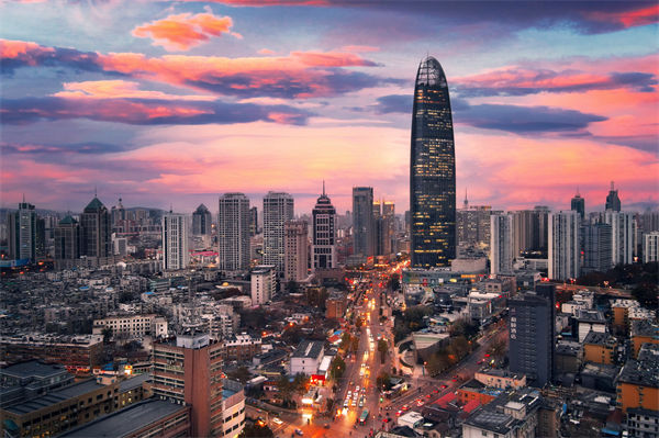 集團管控松散失靈？濟南集團管控咨詢公司如何重構集權分權平衡？