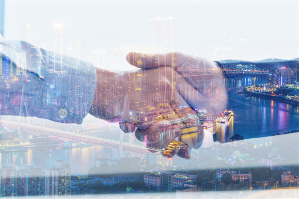 市場突變沖垮計劃，如何構建滾動調整的動態校準機制？