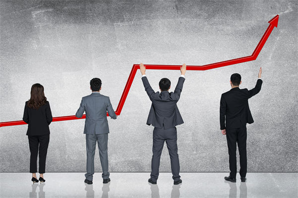 薪酬體系建了又改，管理為何總跟不上戰略步伐？