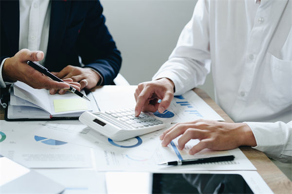 暑期檔電影票房破115億，預算管理咨詢怎么看？