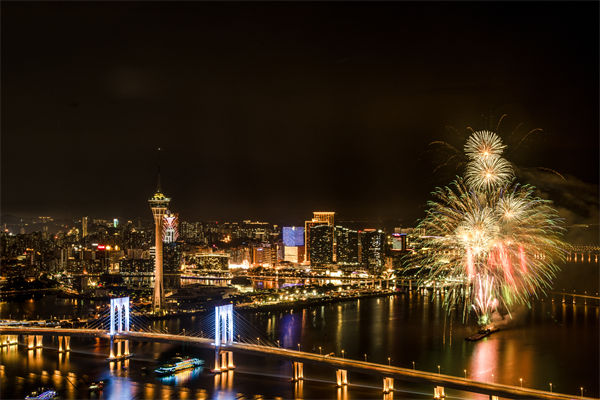 生產(chǎn)浪費(fèi)多效率難提，珠海精益生產(chǎn)咨詢公司有何精簡招？